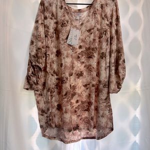 Lularoe Renee top